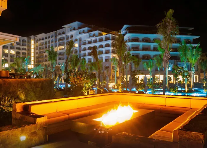 Three Bdr Ocean Front Lockoff - La Valencia Resort